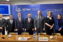 Az SZTNH-ba látogatott Üzbegisztán budapesti nagykövete