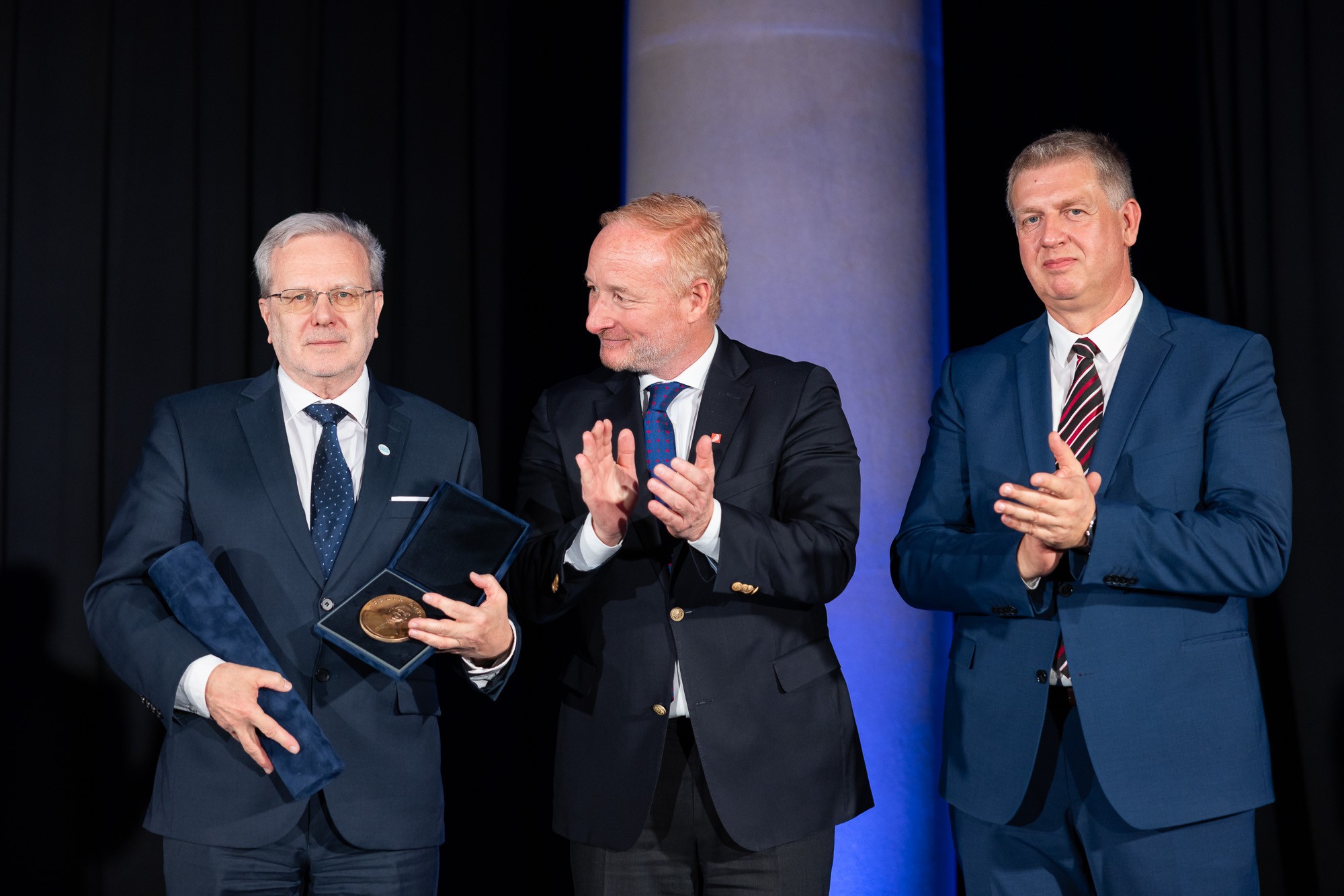 Dr. Gulyás Balázs, 2026. évi Jedlik Ányos-díjazott A képen dr. Gulyás Balázs díjazott